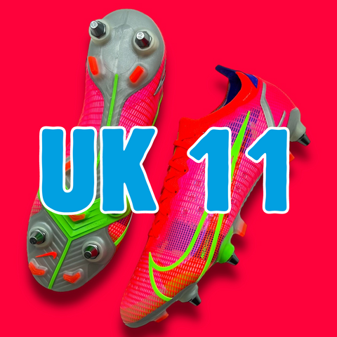 UK 11 Football Boots