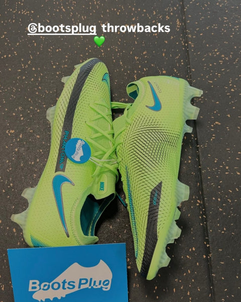 Customer unboxing a Boots Plug order