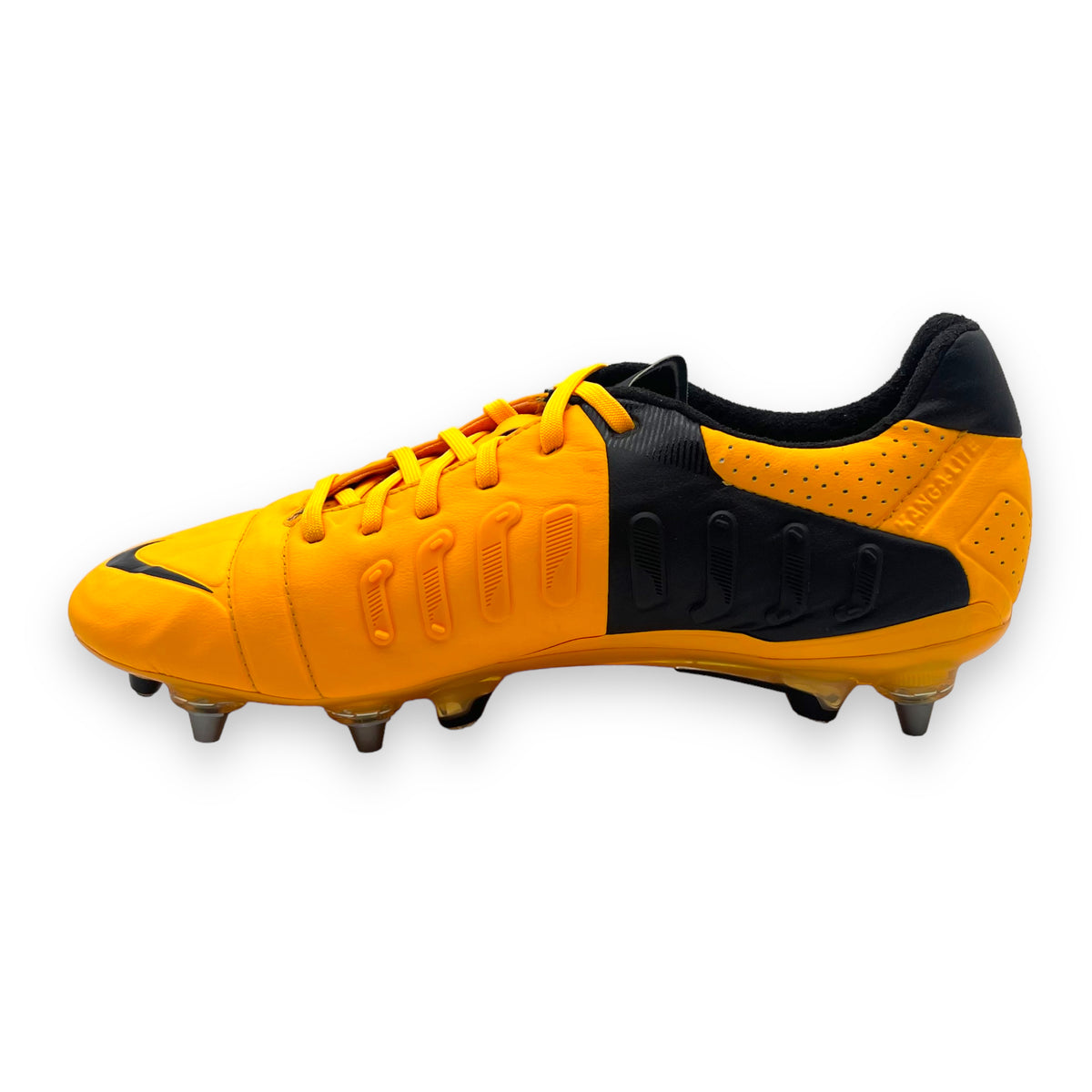 Yellow Nike Ctr Soccer Cleats Yellow Nike Ctr360 Maestri Iii
