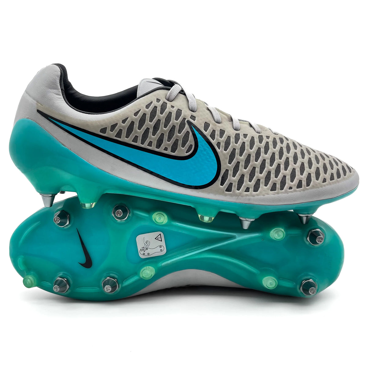 Nike_Magista_Opus_1_SG-