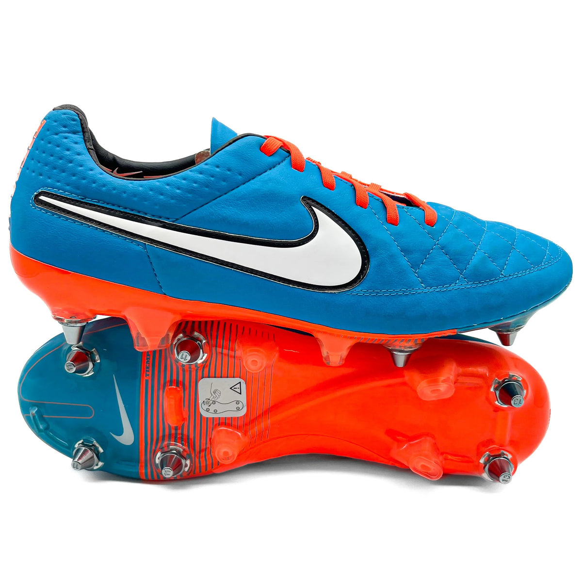 Nike_Tiempo_Legend_V_SG-
