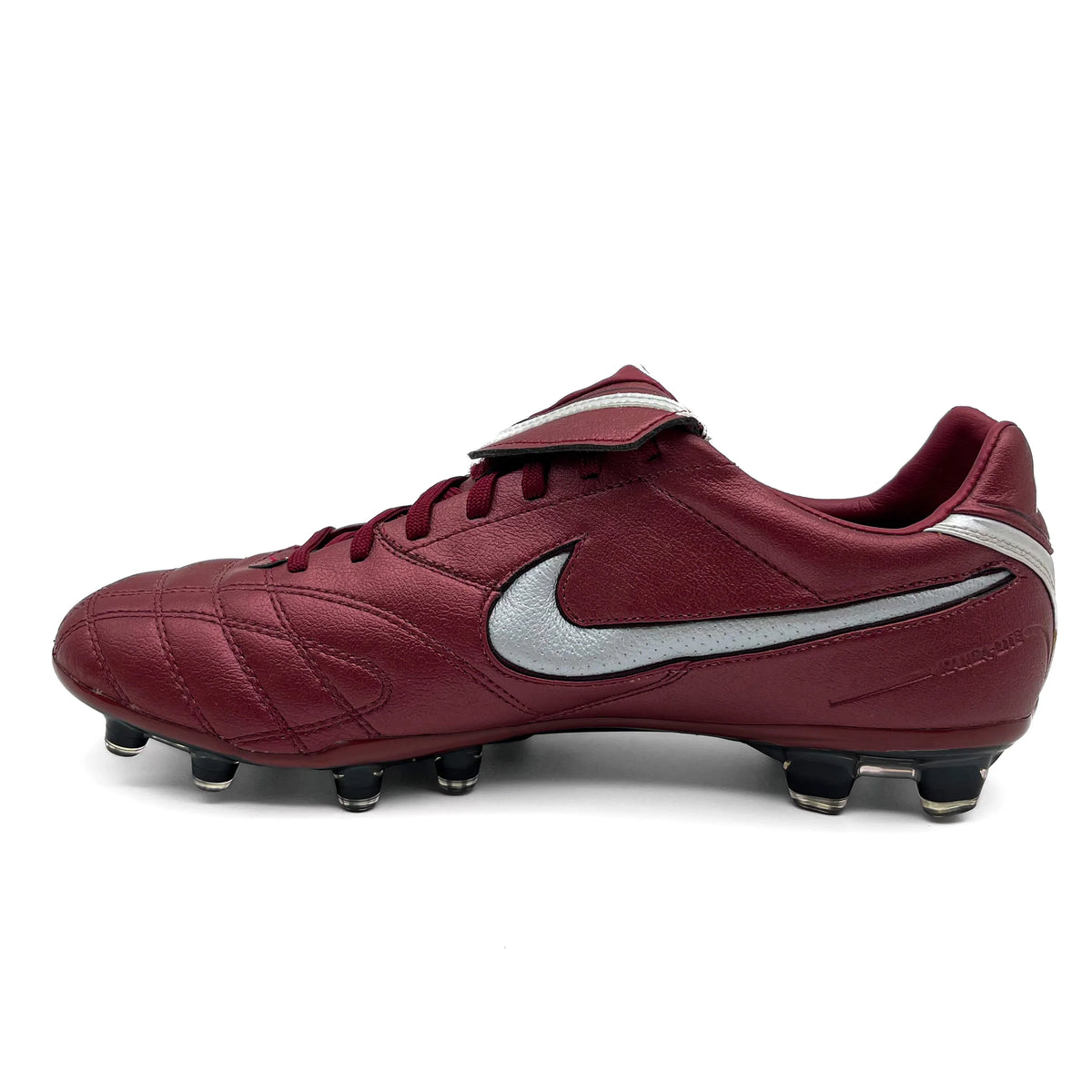 Nike Tiempo Classic Wine Red Leather Boots Soccer Cleats Size 4 Men Rare 2010 The Ongoing Evolution Of The Nike Tiempo - SoccerBible main image 4
