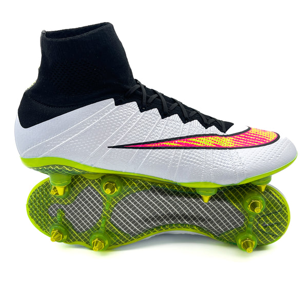 0495FD8E-49E6-44E6-B4E0-