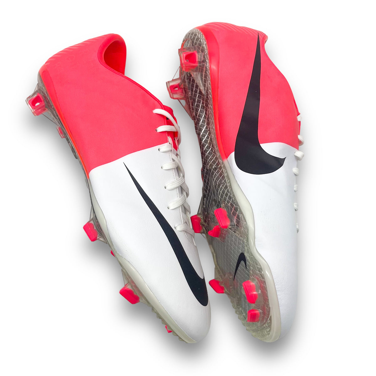 Euro Nike Mercurial Pink And White 2012 Nike Mercurial Vapor FG