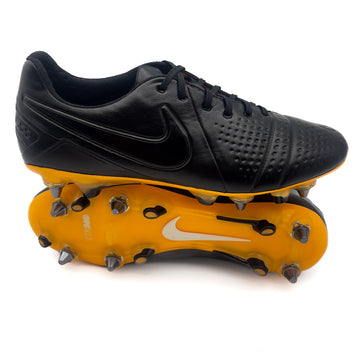 Nike CTR 360 Maestri III SG-PRO