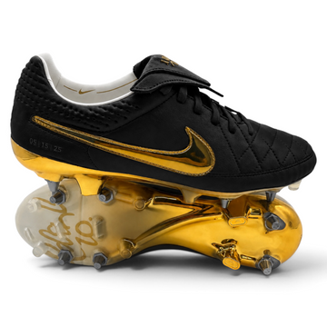 Nike Tiempo Legend V SG-PRO Elite R10 Limited Edition Blackout