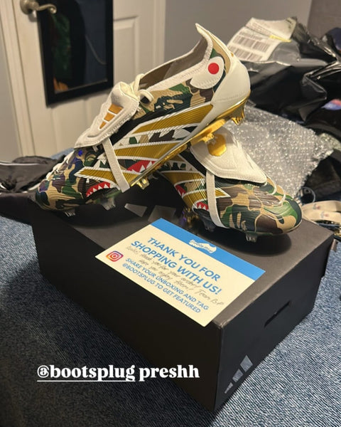 Customer unboxing a Boots Plug order