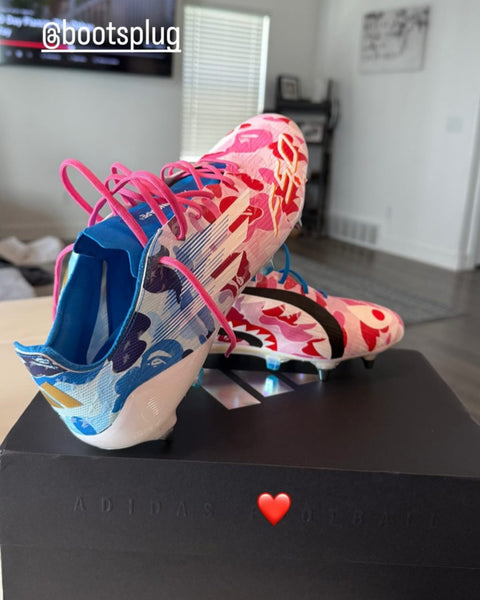 Customer unboxing a Boots Plug order