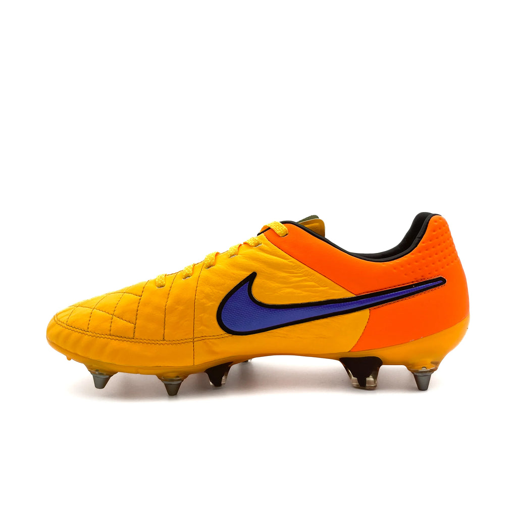 Nike tiempo bleu et orange sales