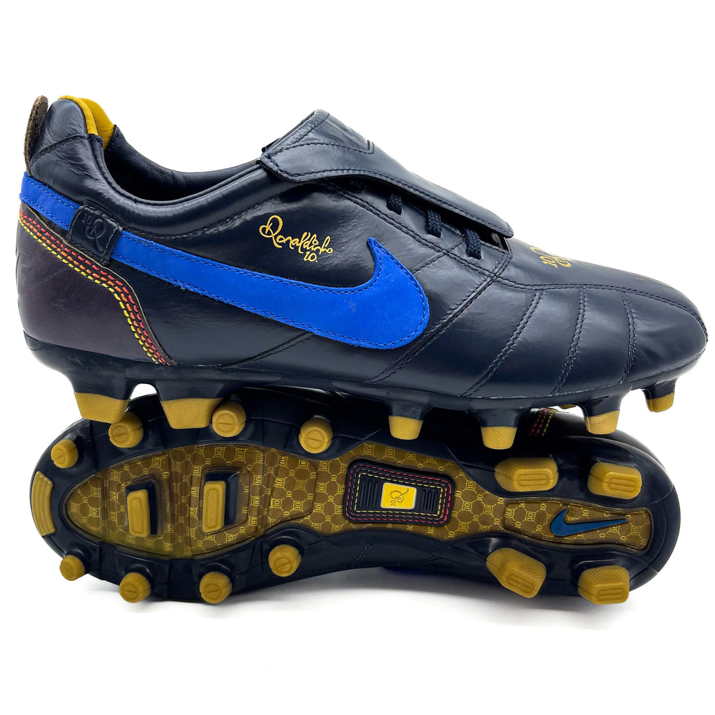 Nike Tiempo Ronaldinho FG Boots Plug
