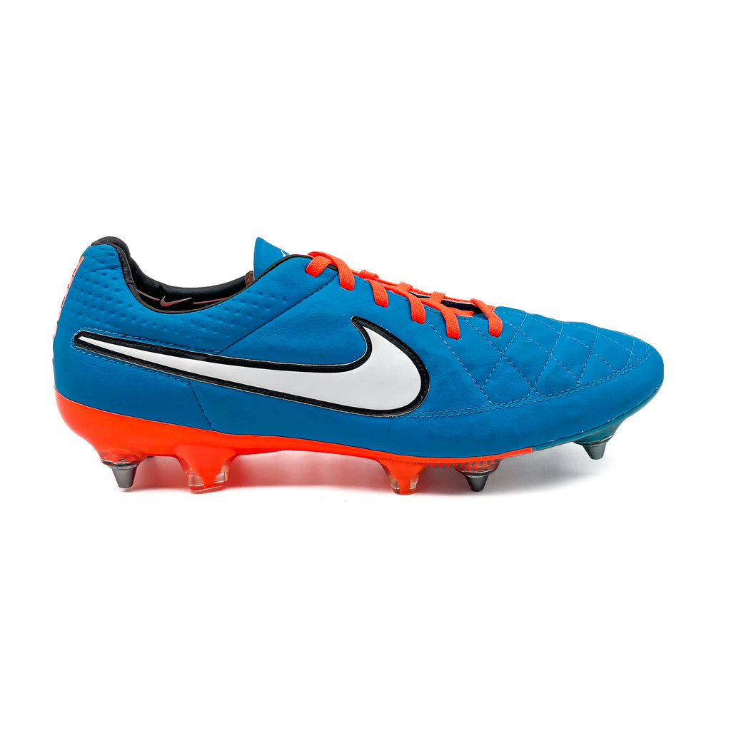 Nike Tiempo Legend V SG-PRO ELITE 'Neo Turquoise/White/Hyper