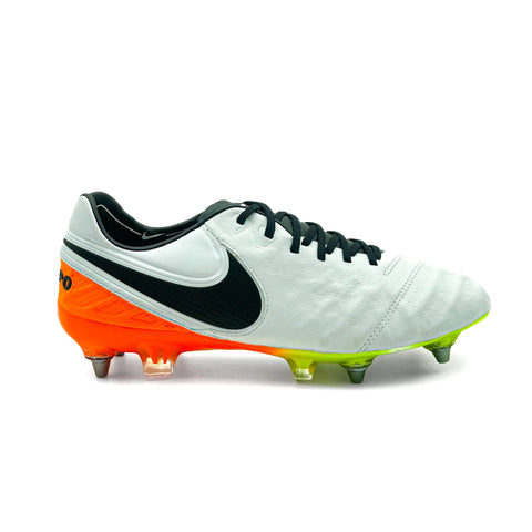 Nike Tiempo Legend VI SG-PRO Elite 'White/Black/Total Orange Nike Tiempo Legend VI SG-PRO Elite 'White/Black/Total Orange